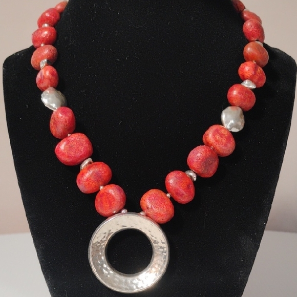 Sipalda Jewelry - Silpada N1370 sterling silver and red sponge coral hammered bead necklace.